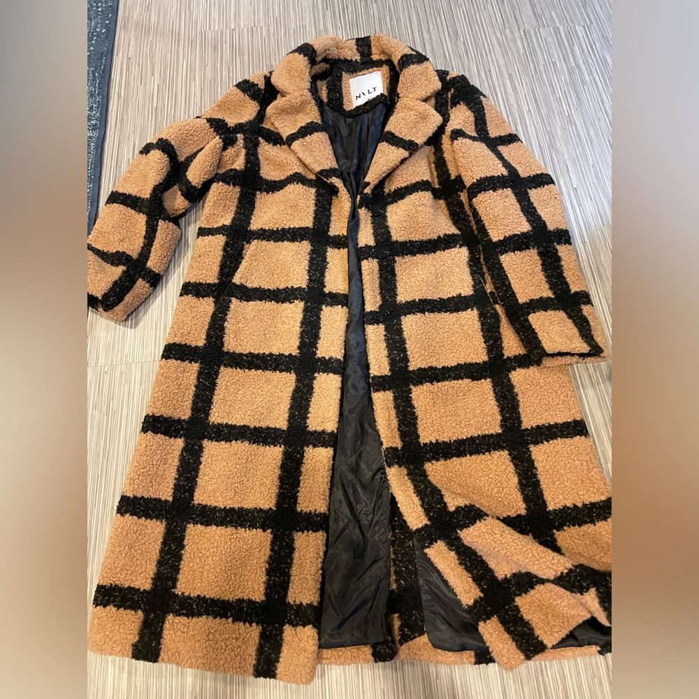NVLT coat